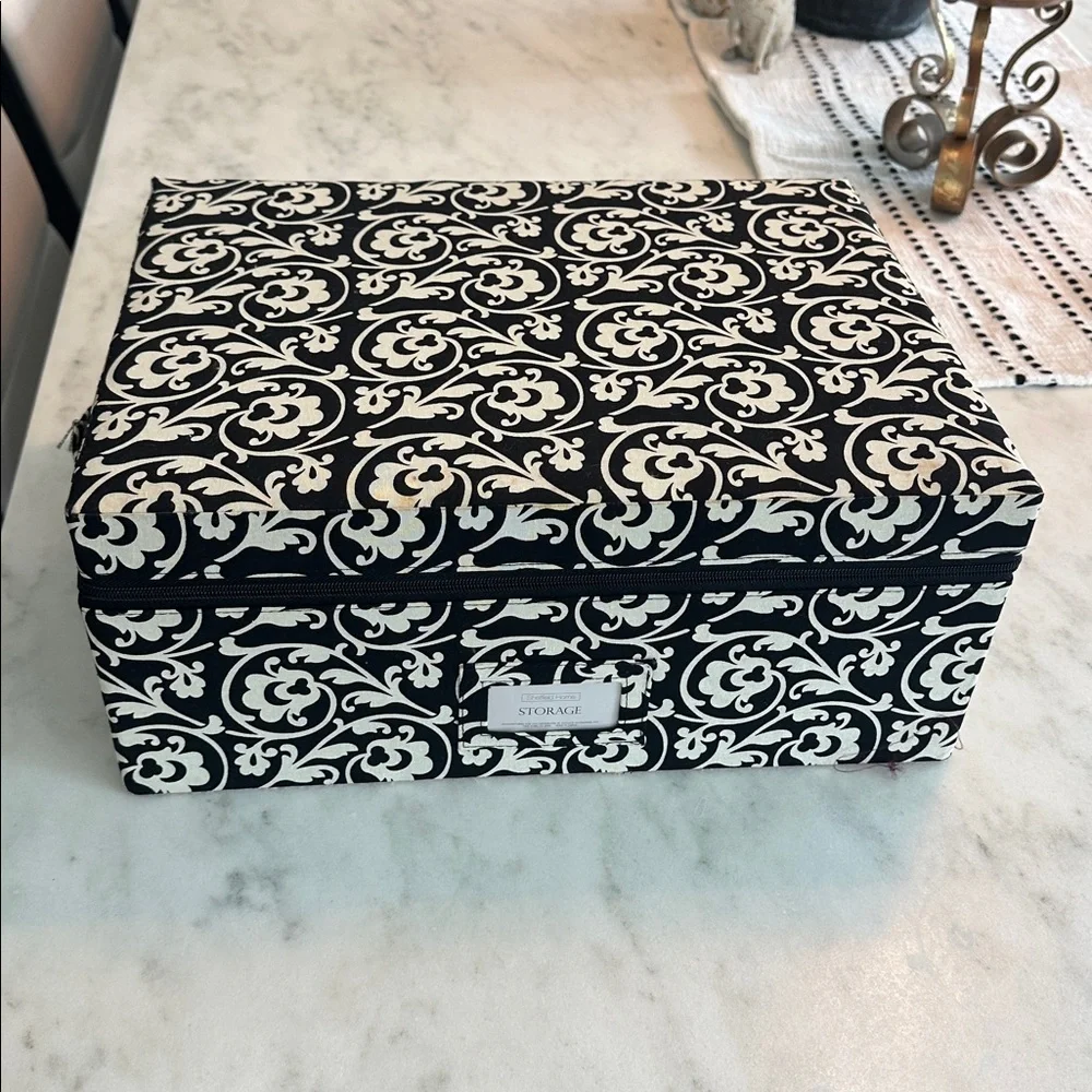 Storage boxes - Picture 7 of 7